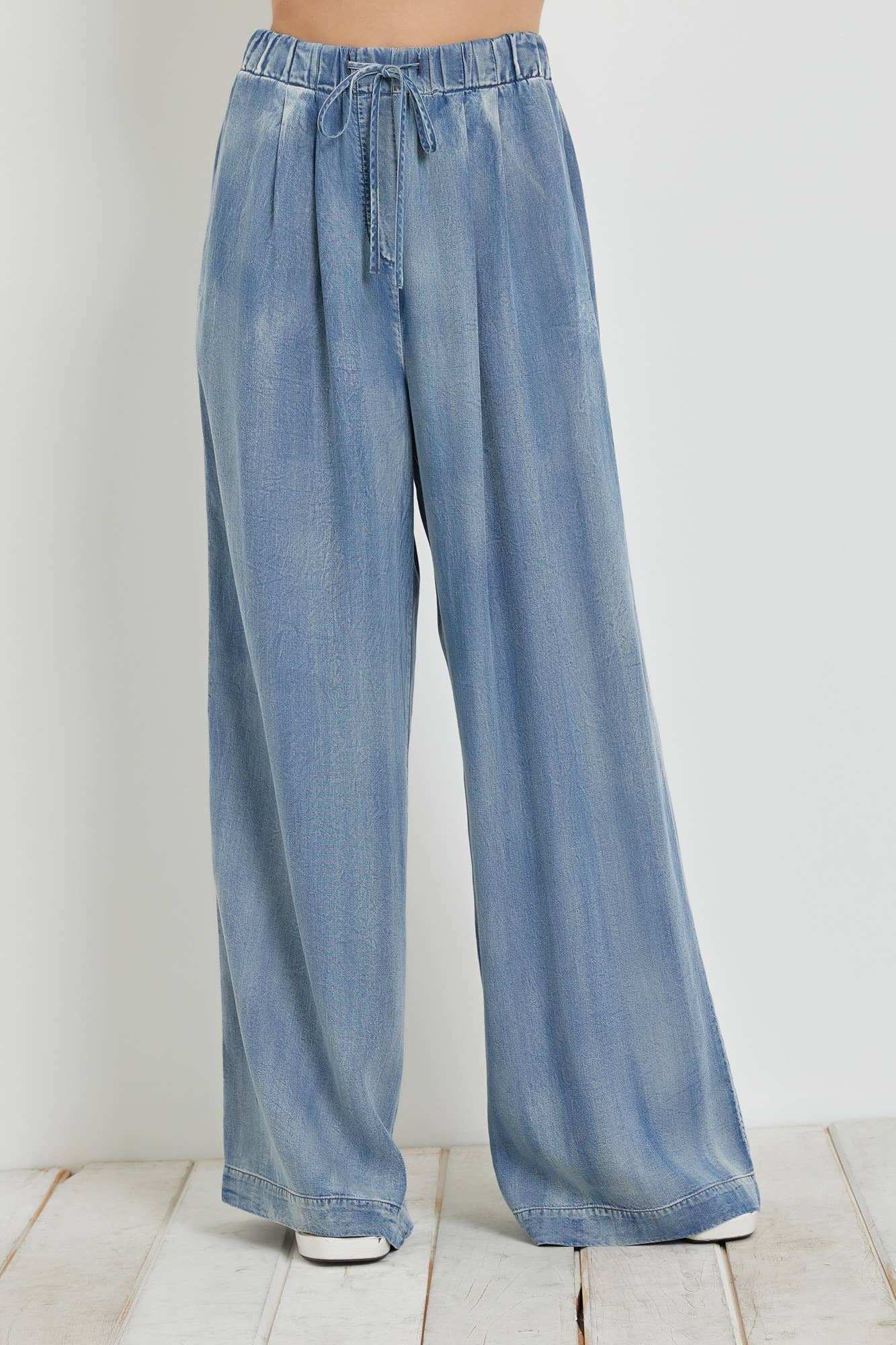 GO WITH THE FLOW Wide Leg Denim Pants