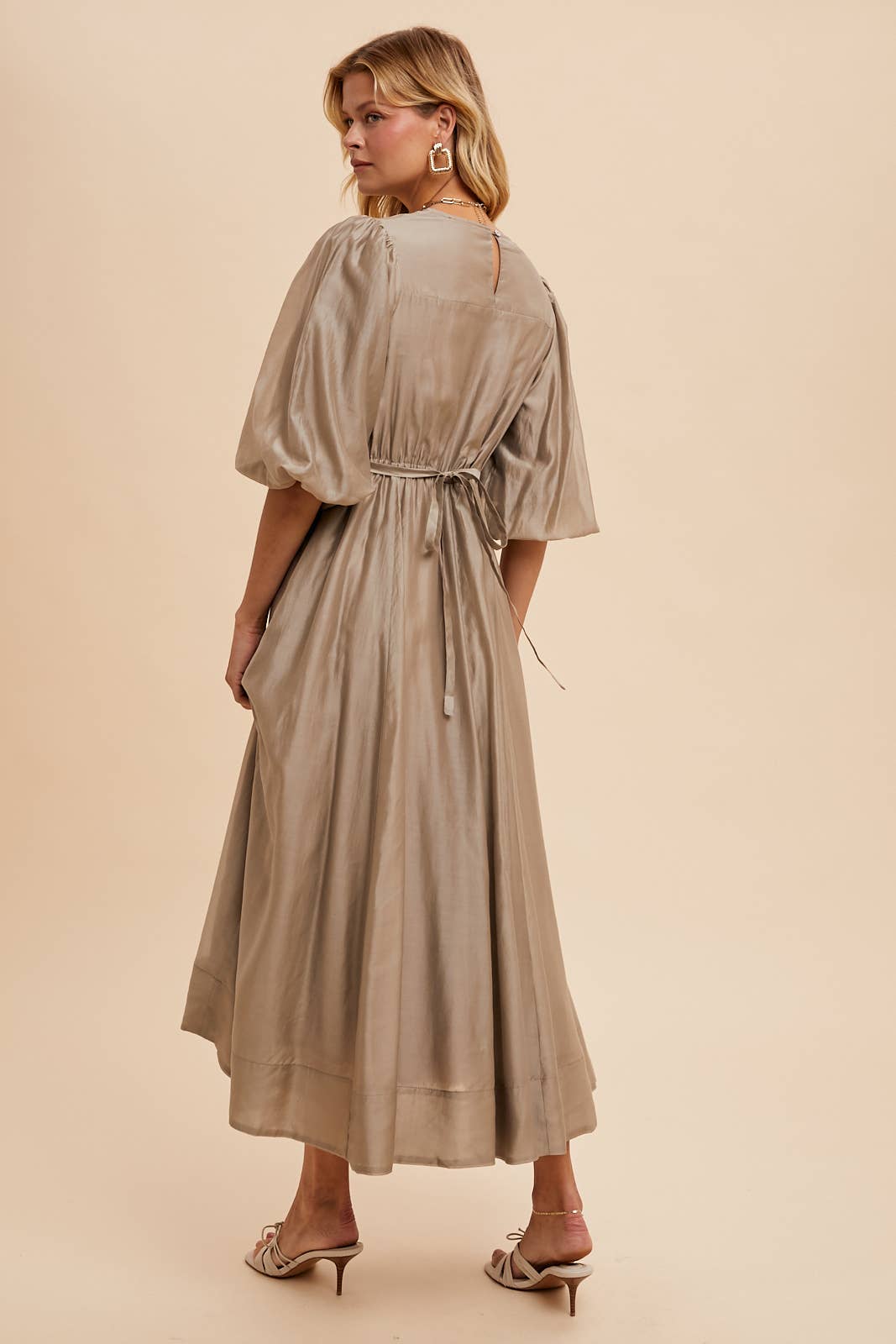 MEYDENBAUER Puff Sleeve Dress