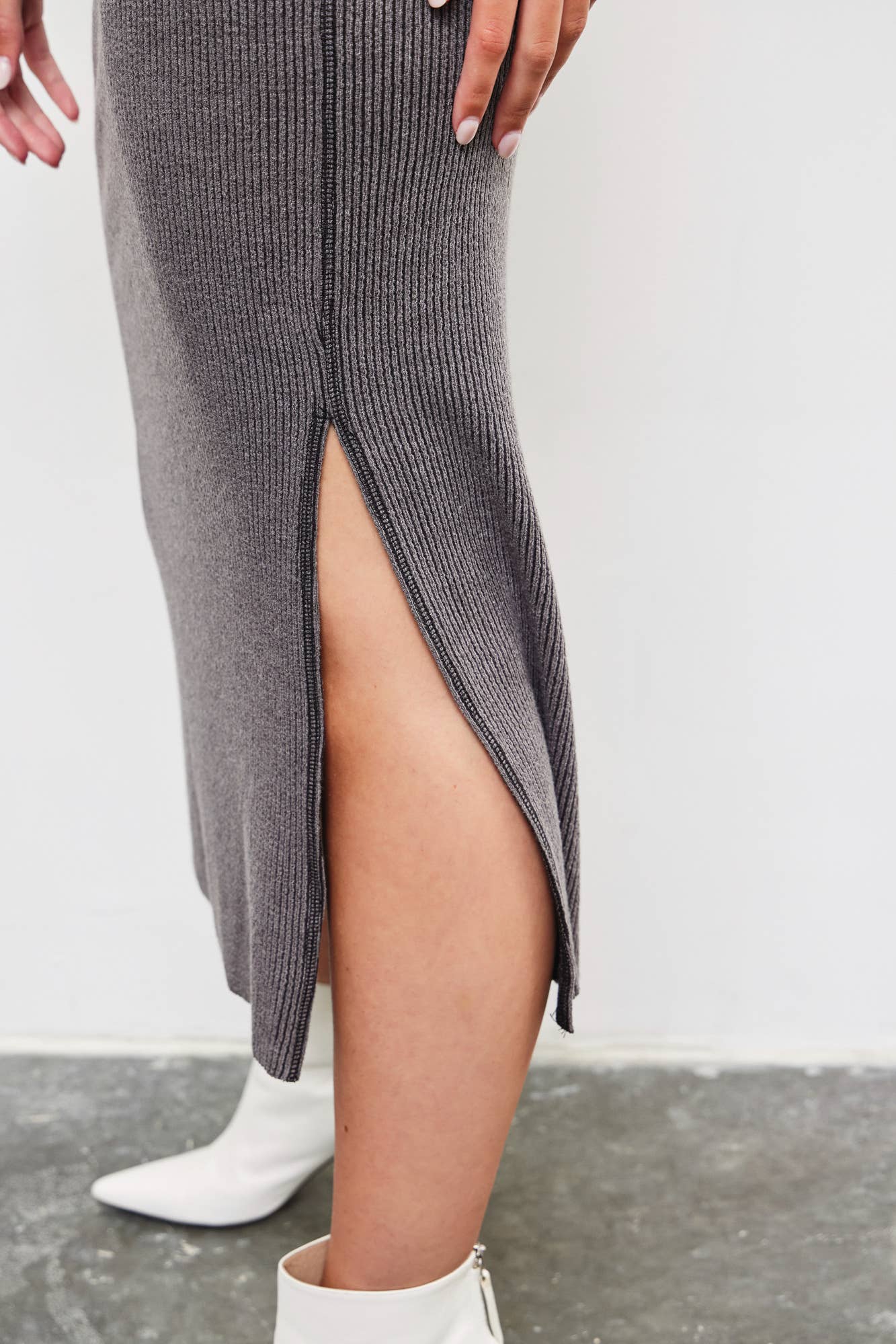 RAVENNA Side Slit Skirt