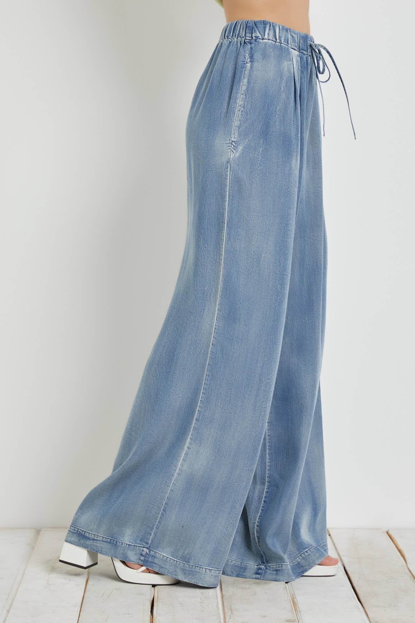 GO WITH THE FLOW Wide Leg Denim Pants